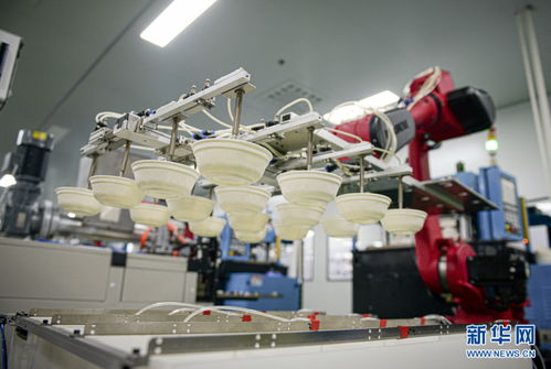 強(qiáng)信心 走進(jìn)百企丨運(yùn)鴻集團(tuán) 堅(jiān)持新發(fā)展理念，以技術(shù)創(chuàng)新驅(qū)動(dòng)全生物降解產(chǎn)品走向全球